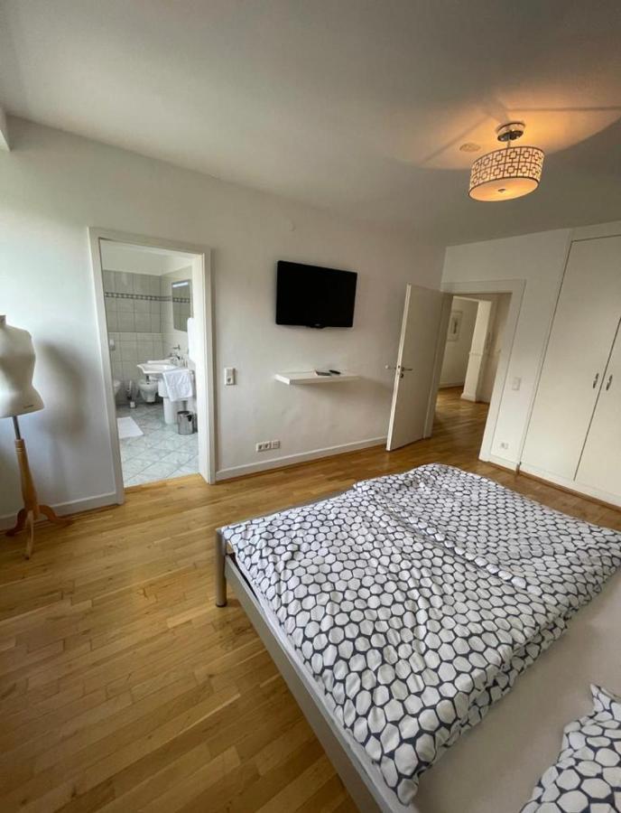 Luxury Rooftop Loft With River View 10Min To City Daire Düsseldorf Dış mekan fotoğraf