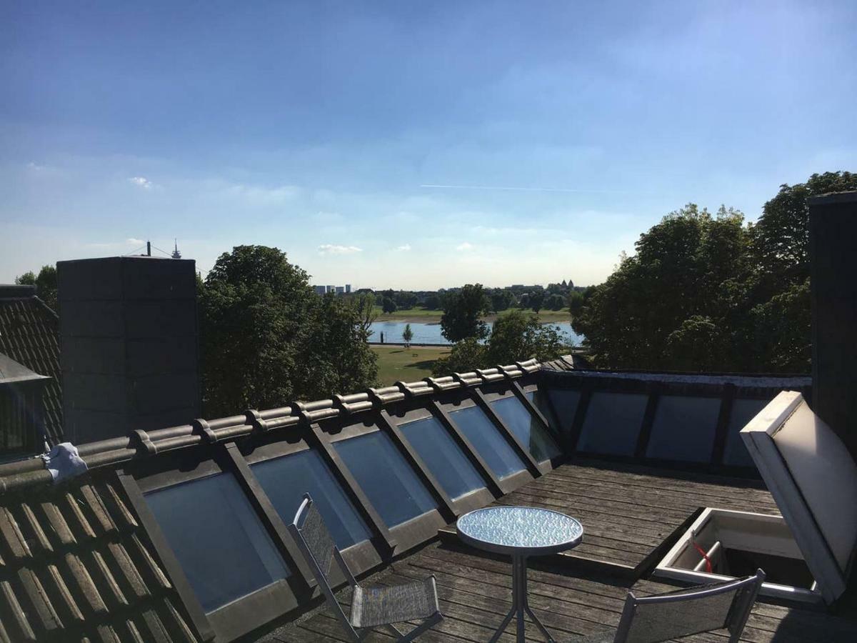 Luxury Rooftop Loft With River View 10Min To City Daire Düsseldorf Dış mekan fotoğraf